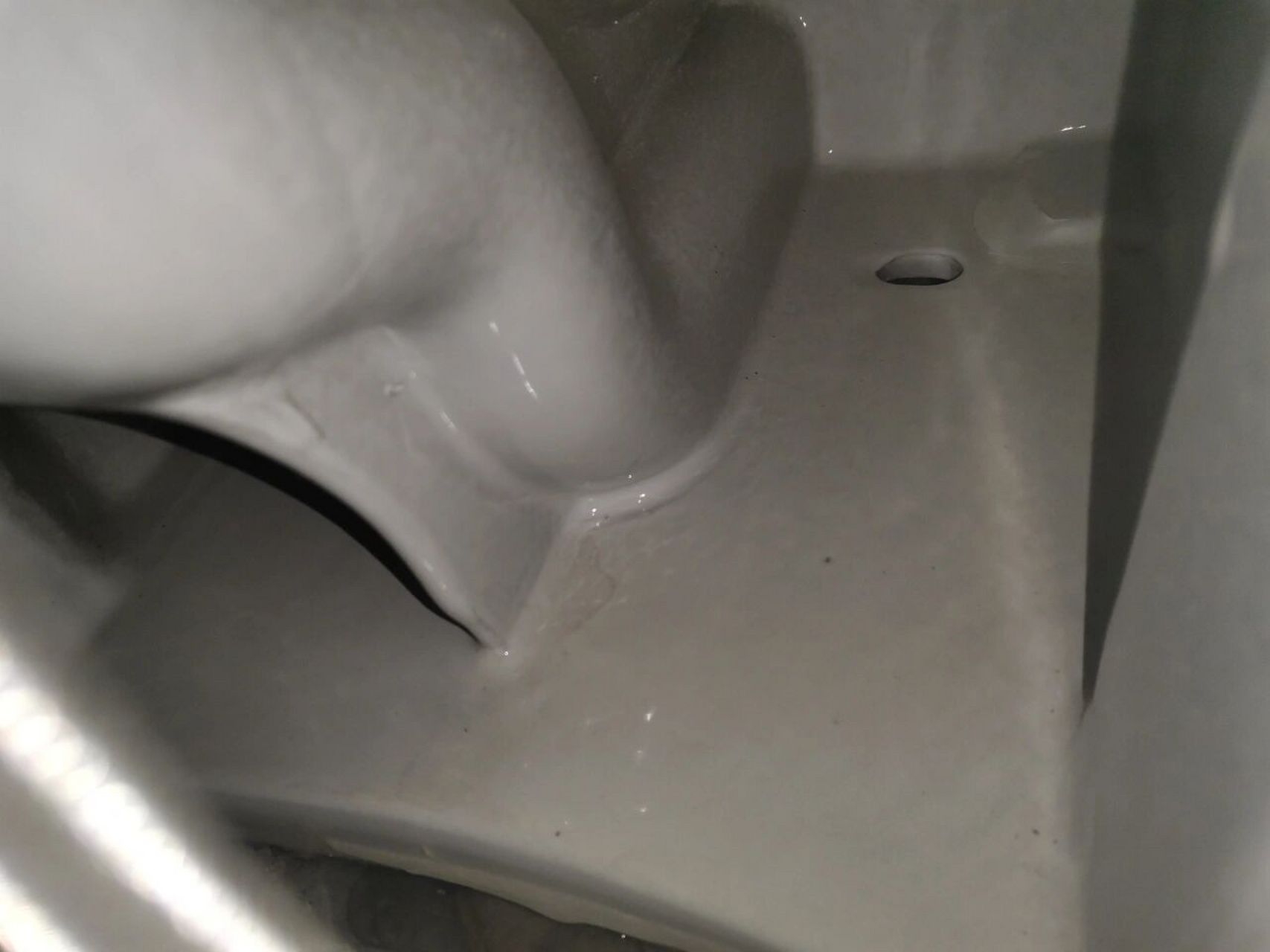 马桶釉面裂缝(马桶釉面裂缝会漏水吗) 马桶釉面裂缝(马桶釉面裂缝会漏水吗)